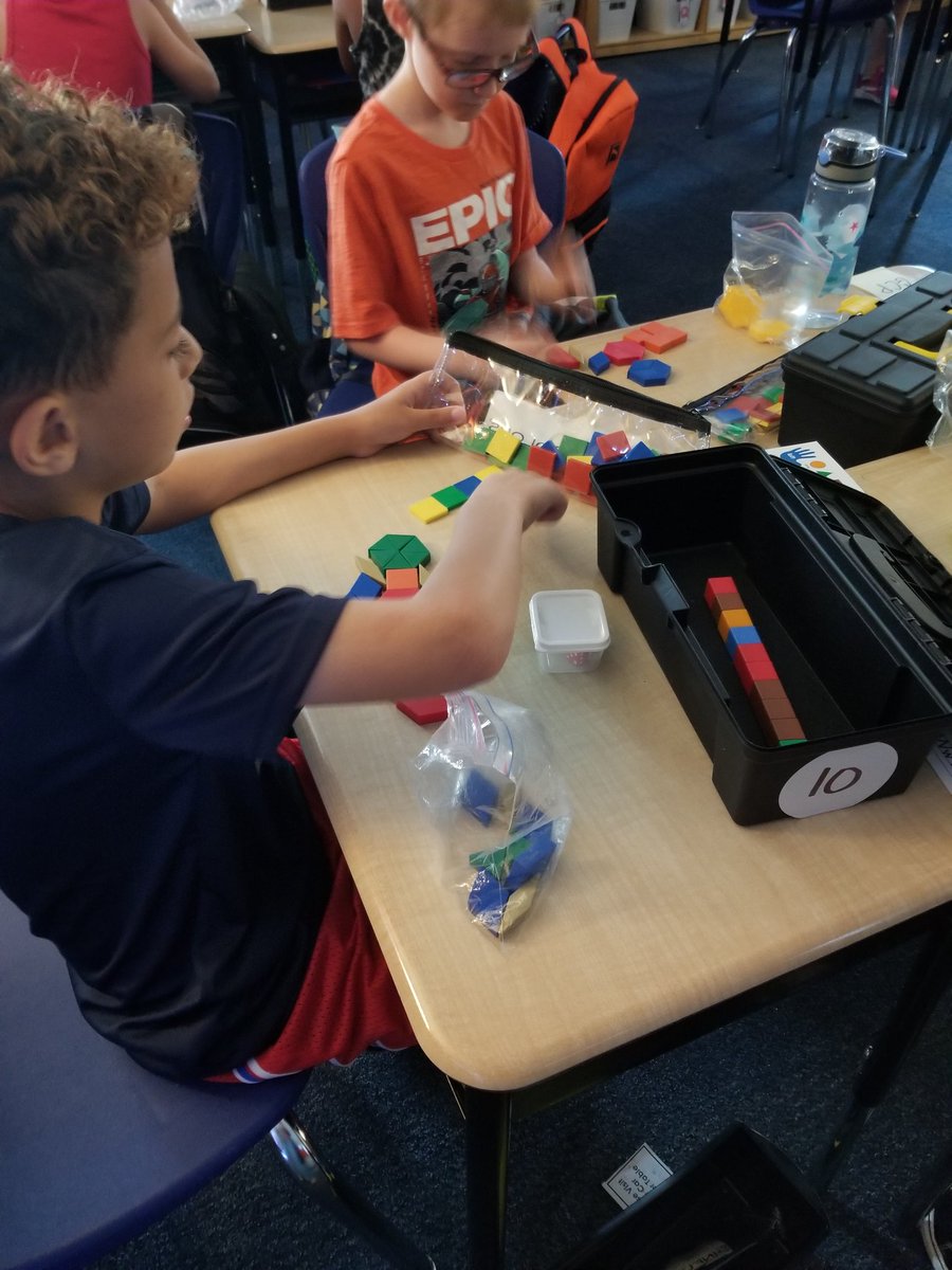 First few days of school have been amazing! Exploring math manipulatives in our tool boxes was a favorite!
@leahmmcopeland <a href="/WinnwoodRocks/">Winnwood Elementary School</a>