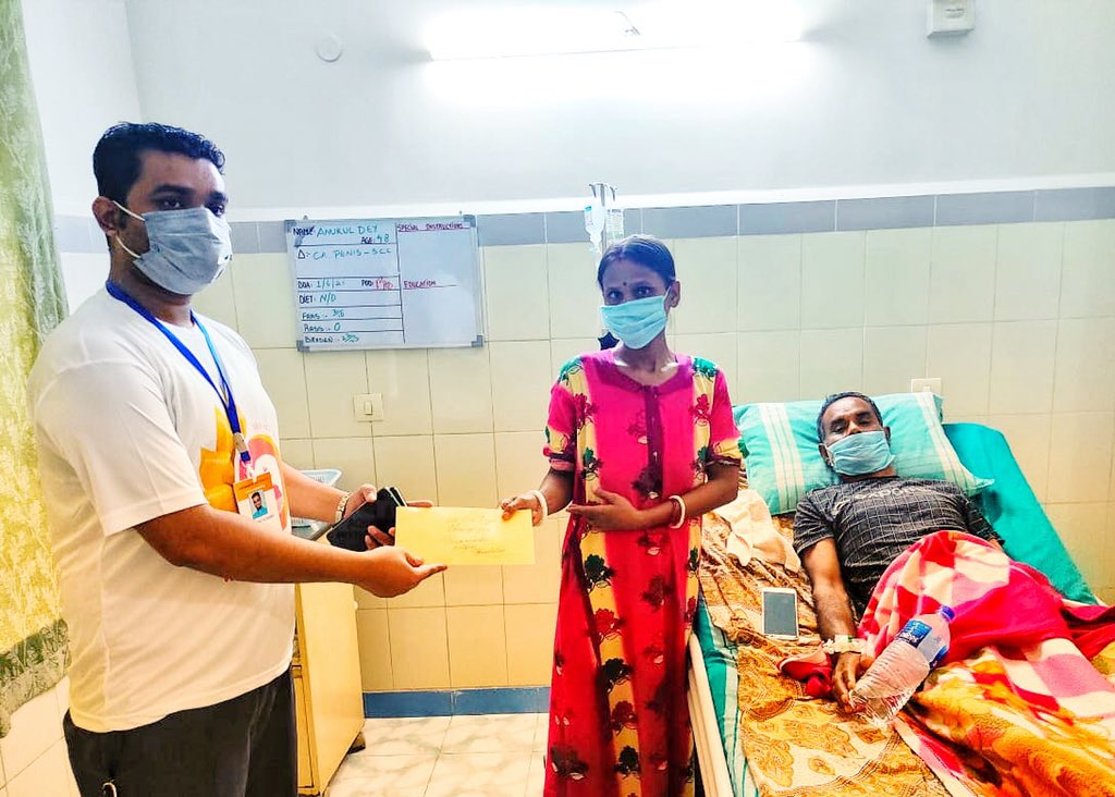 VWF2015's tweet photo. Medical Coordinator of VWF handed over cash for medical expenses to a needy patient as he was struggling with Penile Cancer in Referral Hospital , Dimapur.
@DC_Dimapur @MyGovNagaland @dipr_nagaland @pangnyu @CmoNagaland @MmhonlumoKikon https://t.co/A3HPEIA2lC