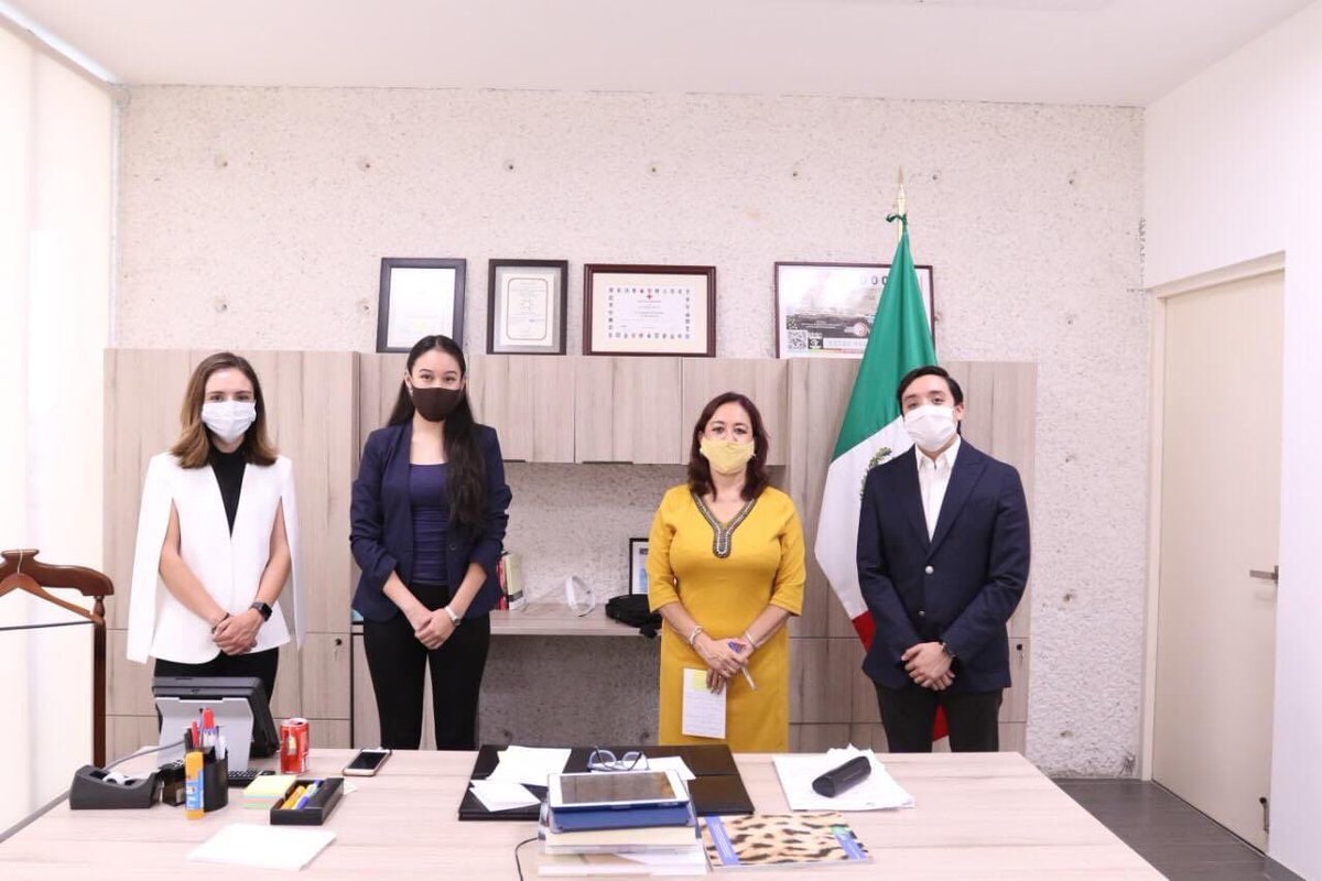 ceal_iberoleon's tweet photo. ¡Hoy se aprobó el Registro de Deudores Alimentarios en Guanajuato!

Reconocemos el trabajo de la Dip. @MarthaDelgadoZ quien abanderó el tema, a la Dip. @LCristina9 quien lideró el desarrollo y análisis de la misma como Presidenta de la Comisión de Justicia y al GPPAN. https://t.co/W0HKrkc5Gb