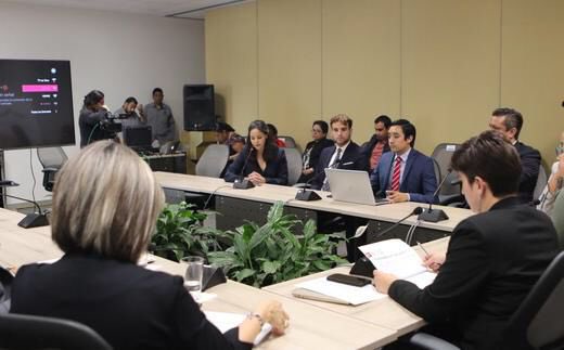 ceal_iberoleon's tweet photo. Después de más de un año de impulsar el tema junto al Lic. Salvador Aranda, celebramos dicha aprobación los integrantes de CEAL:

Arturo Núñez Soto
Jennifer Velázquez Hurtado 
Sofía Collazo Moreno
Natalia Aranda Moreno
María José Mendez Rizo 
Victoria Armas Gutiérrez https://t.co/x4tWyzPZLP