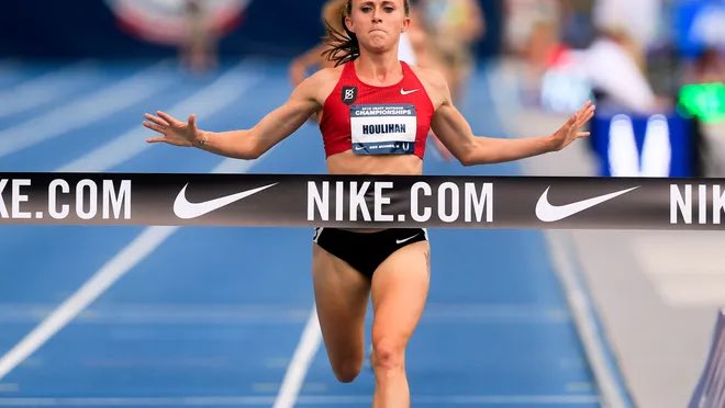 I have a question for those in #MedTwitter / #ToxTwitter who are far smarter than I! Quick 🧵 

This is Shelby Houlihan. She runs super fast and currently holds US records in the 1500 + 5000 meters.

She’s (probably) not going to the Olympics, and she blames it on a pork burrito.