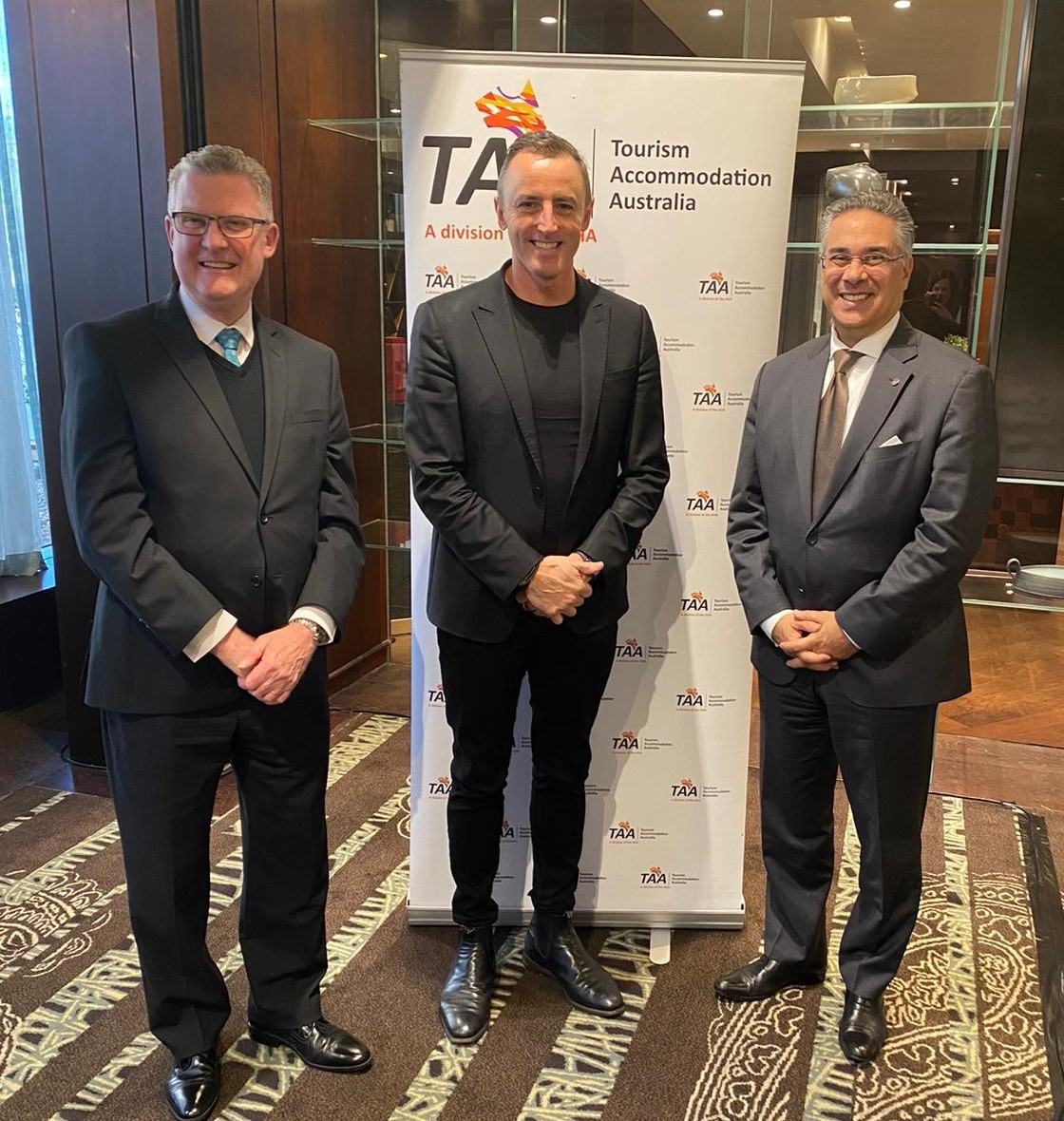 AccommAustNSW's tweet photo. Yesterday, TAA NSW Hotel GMs and Partners joined us for a fanstastic lunch at the @FourSeasons Sydney. A big thank-you to speaker Steve Cox, CEO @destinationnsw for a passionate and informative presentation. 

#tourism #hotels #destinationsydney https://t.co/yj4znKT339