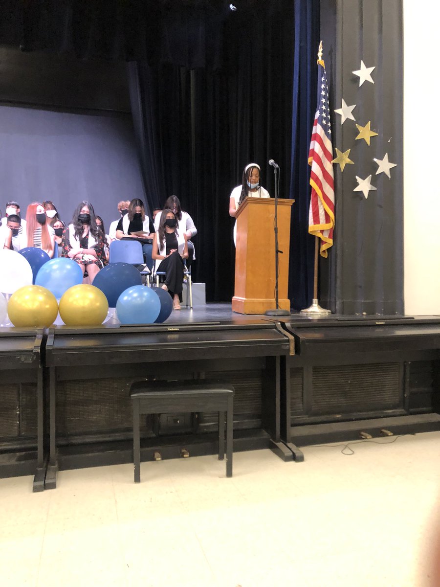 Sidney_Lanier_'s tweet photo. 8th grade Crossover Ceremony was a classic! Thank you for pouring into our future leaders and game changers. https://t.co/vtPilGlBlG