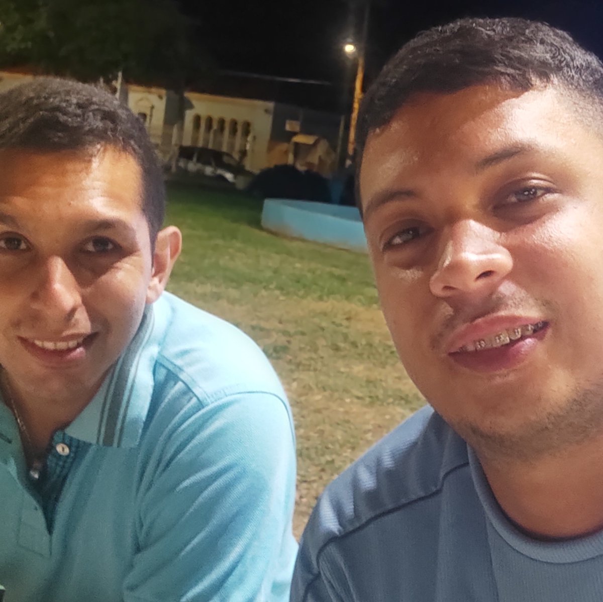 edissonrojasd1's tweet photo. #NuevaFotoDePerfil https://t.co/qqMJ1E3VQR