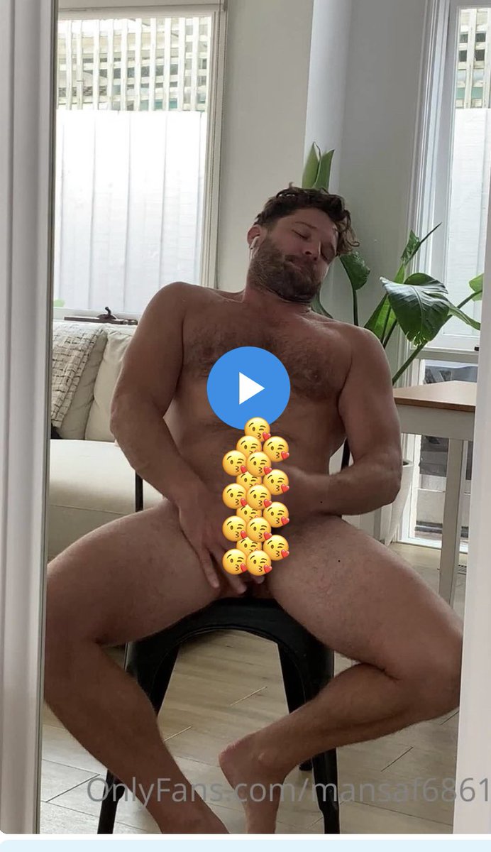 FU6861's tweet photo. @mansaf6861 @mansaf686 is this on your #onlyfans? #leakedcontent #gayporn https://t.co/L2IHDeci01