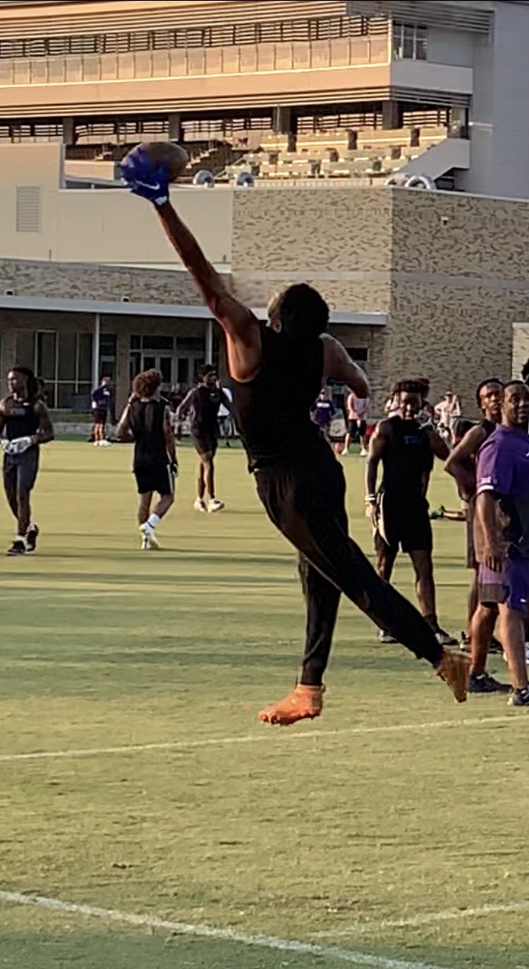 Antonio hall on Twitter