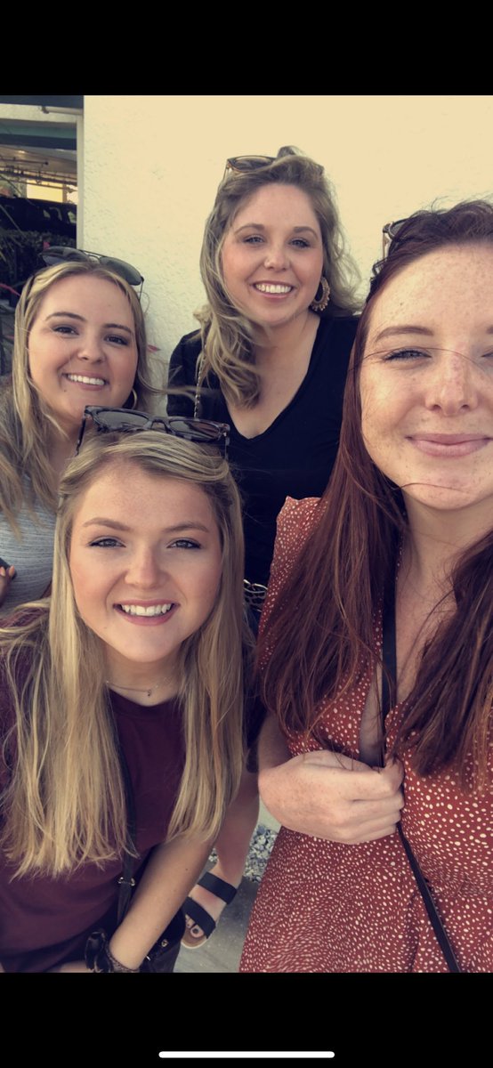 sam_bronson1's tweet photo. Girls trip last month to Florida 💛🧡 https://t.co/wMbTjOB4Uc
