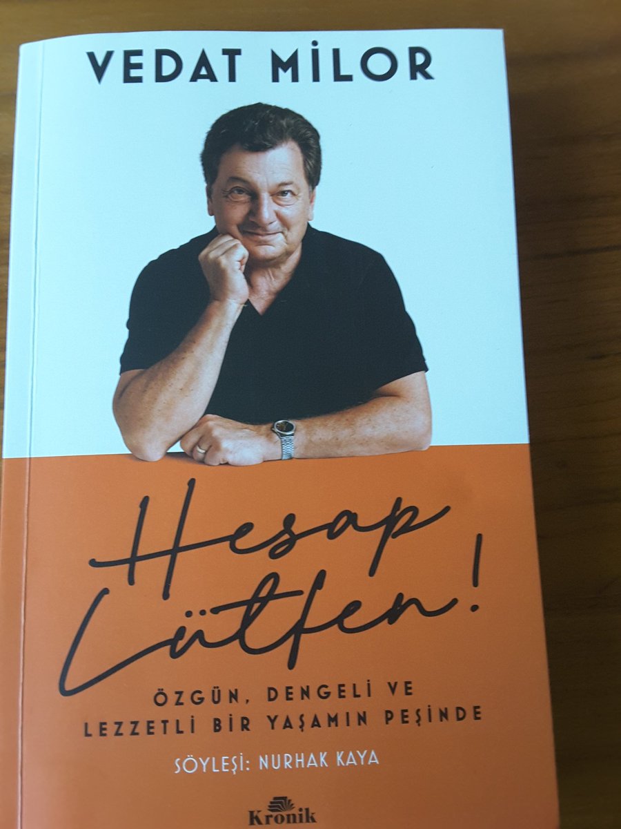 Esat510's tweet photo. @vedatmilor Kitap çok güzel sayın Milor https://t.co/4LRQjL6rLr