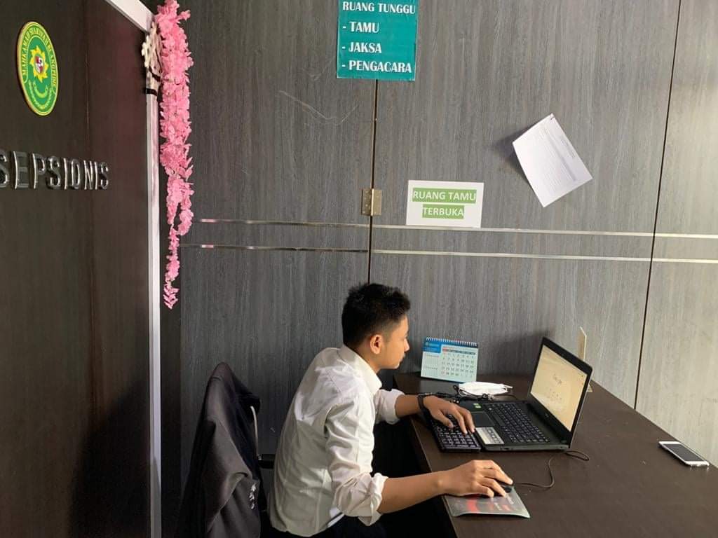 MSBlangpidie's tweet photo. Setelah baru saja menyelesaikan Pelatihan Nilai-nilai Dasar CPNS (Latsar) yang tergabung dalam Gelombang I Angkatan IX Kelompok I. 

Anshari Utama, S.H (CPNS MS Blangpidie Formasi APP) kembali mengikuti pelatihan online

Selengkapnya di:
https://t.co/jNfJJnFzje

#bimtek  #nyoecap https://t.co/33fZLJ78yM