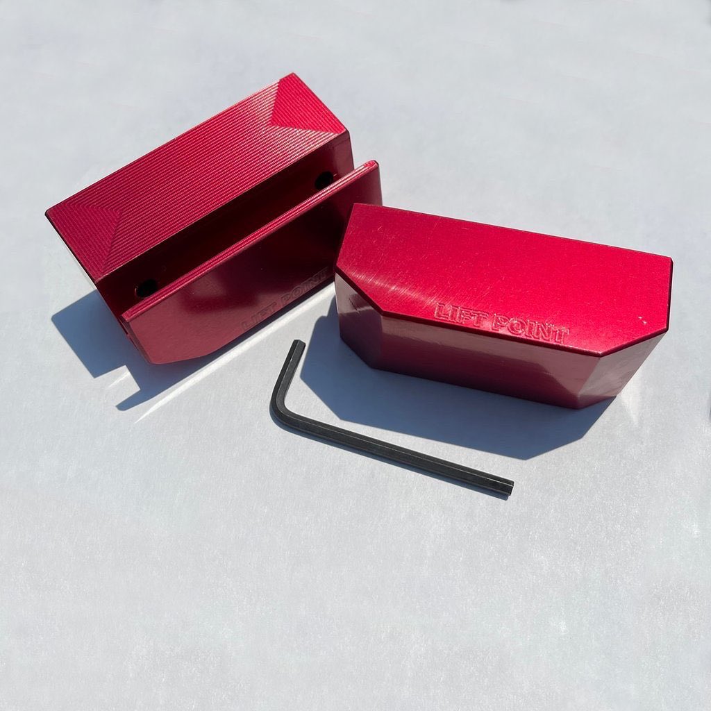 sledgehammer70's tweet photo. Our new pinch weld bolt-on lift pads. For Mustang, Charger/Challenger and Camaro.
Designed and manufactured in the US in house with 100% US mined and milled billet aluminum.
https://t.co/X03l6JyvLh #zl1addons https://t.co/PZUjAbPbK4