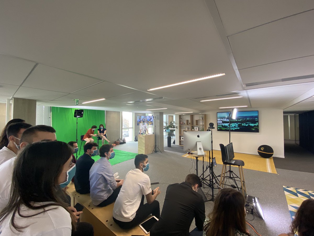 MIAGEToulouse's tweet photo. Les coulisses du direct #AL3C ! https://t.co/miM9whxZNH