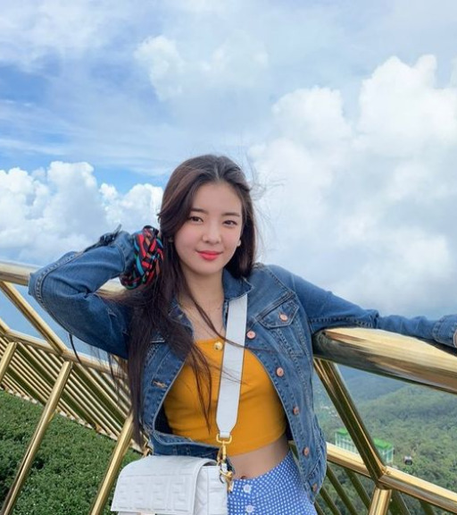 ASTLIA00's tweet photo. ⠀⠀⠀⠀⠀⠀⠀⠀⠀⠀⠀⠀⠀⠀⠀⠀
⠀⠀⠀⠀⠀⠀⠀⠀⠀⠀⌕ ASTLIA00 
⠀⠀⠀⠀⠀⠀ posted an sns update!
⠀⠀⠀ ≡ 0618211710 || BASTA AUA 

:: HAHAHAHA ok bye
 #11OVEAUA 
#Z1MZAUAB1M⠀ https://t.co/rexXMnyGmx