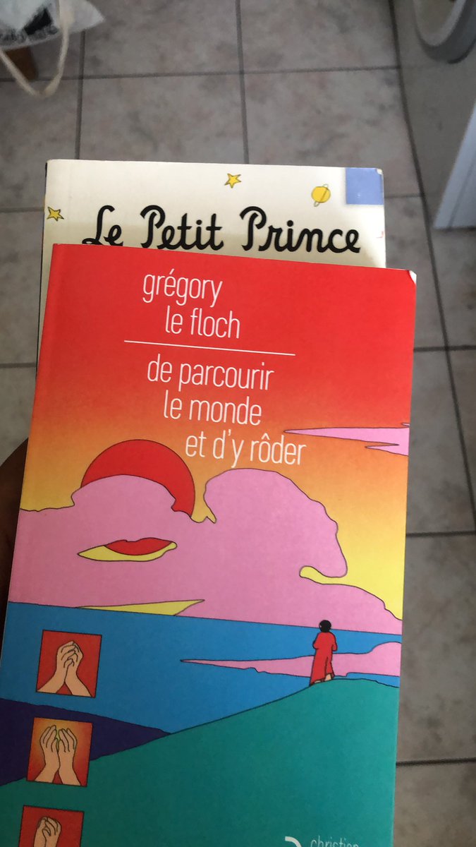 raffae3ll's tweet photo. ouais ouais mon colis vient d’arriver 👍🏾 https://t.co/13WveN4WWj