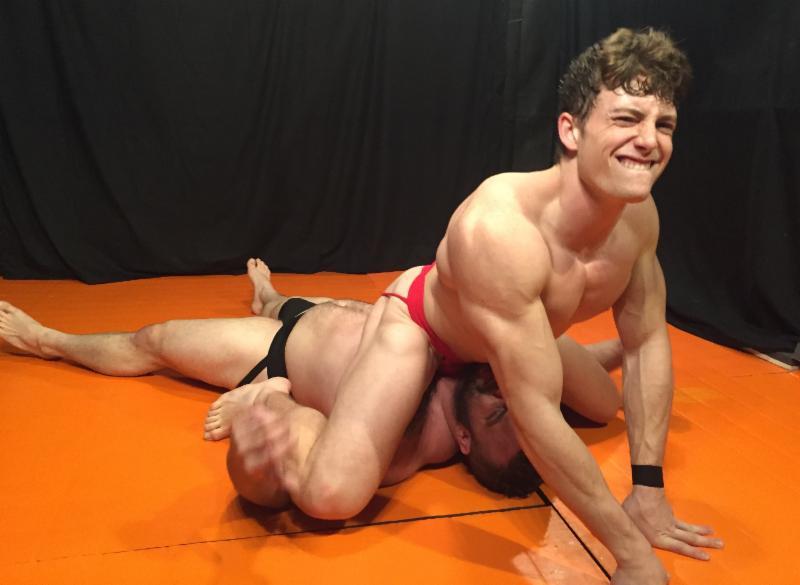 #wrestling #muscle #gaywrestling #scrappy.