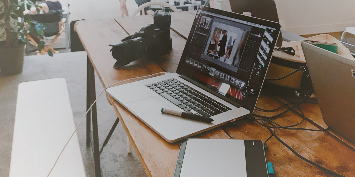 UniStraPg's tweet image. Selezione pubblica per l’affidamento di un incarico di didattica integrativa di 18 ore per l’A.A. 2021-22 per i laboratori &quot;Linguaggi della progettazione digitale&quot; e &quot;Pubblicità radiofonica, social network e gamification&quot; del corso di laurea #ComPSI

ℹ️➡️ bit.ly/2S5WSrq