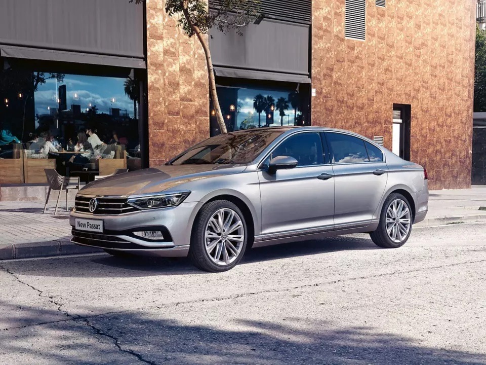 Combining intuitive technology, a spacious interior and dynamic styling with familiar convenience, reliability and comfort. Everything about the new Passat Estate is designed to make your busy life easier.

Available now, from £29,880

Discover more: bit.ly/3b5G62A