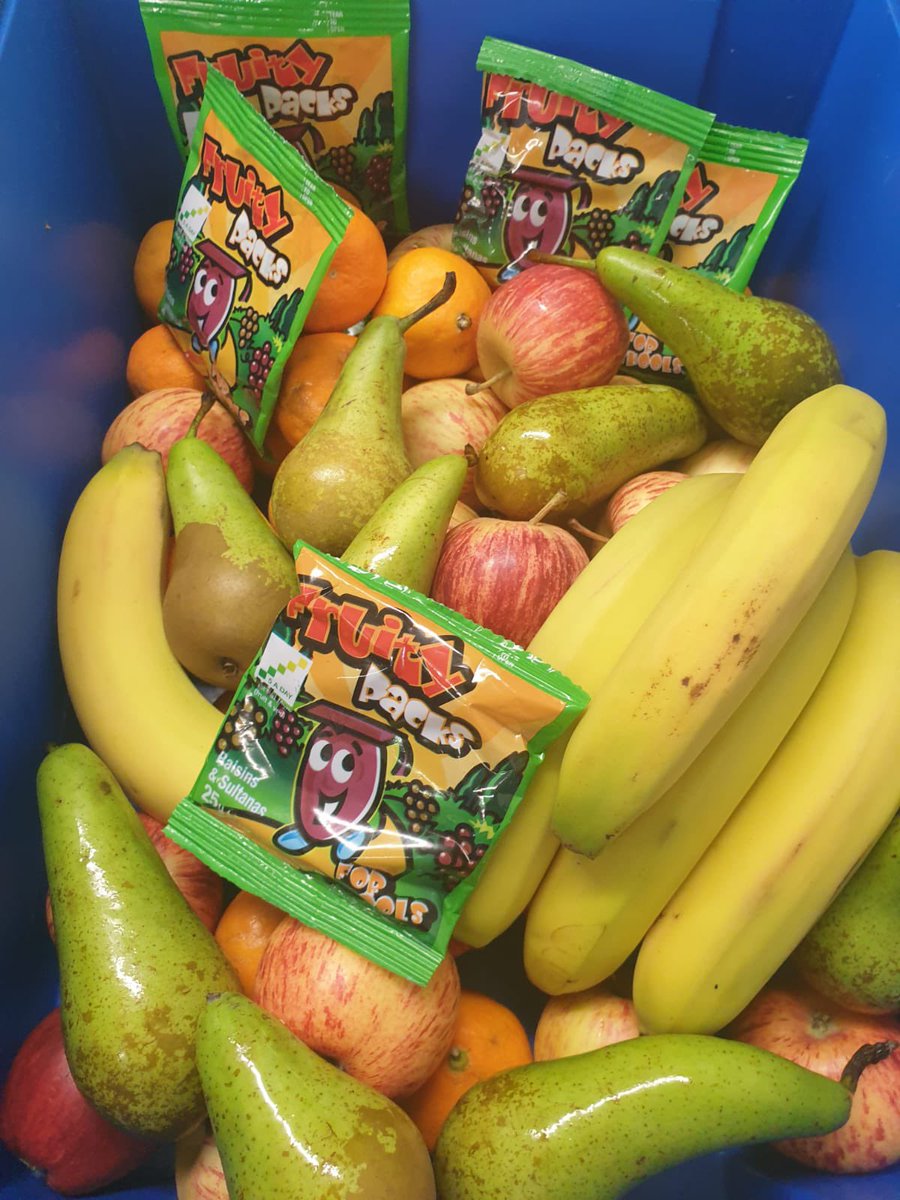 Fazal’s fresh fruit for KS2 available every break time. 20p each. #fruitfriday #fazalsfruit #freshfriday #feelinggood <a href="/activeedluton/">active education</a>