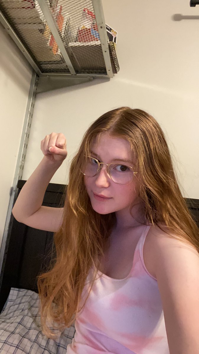 floatyspacerock's tweet image. pov: before and after I knock the lights out of you #jrwitwtselfieday