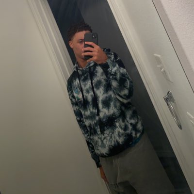 Mr_2Kool4_U's tweet photo. #NewProfilePic https://t.co/lwotvqYsCX