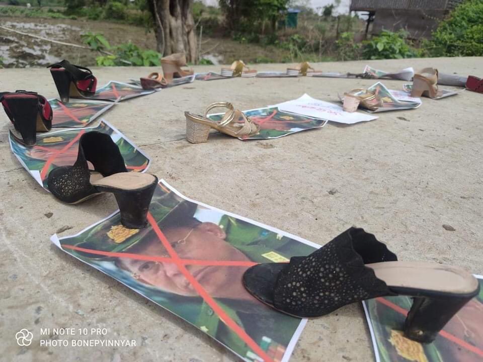 In Natmauk Township, Magway Region, a high-heels strike was staged on the morning of June 18 to show solidarity against terrorist regime.
#WhatsHappeningInMyanmar #June18Coup #MilkTeaAlliance