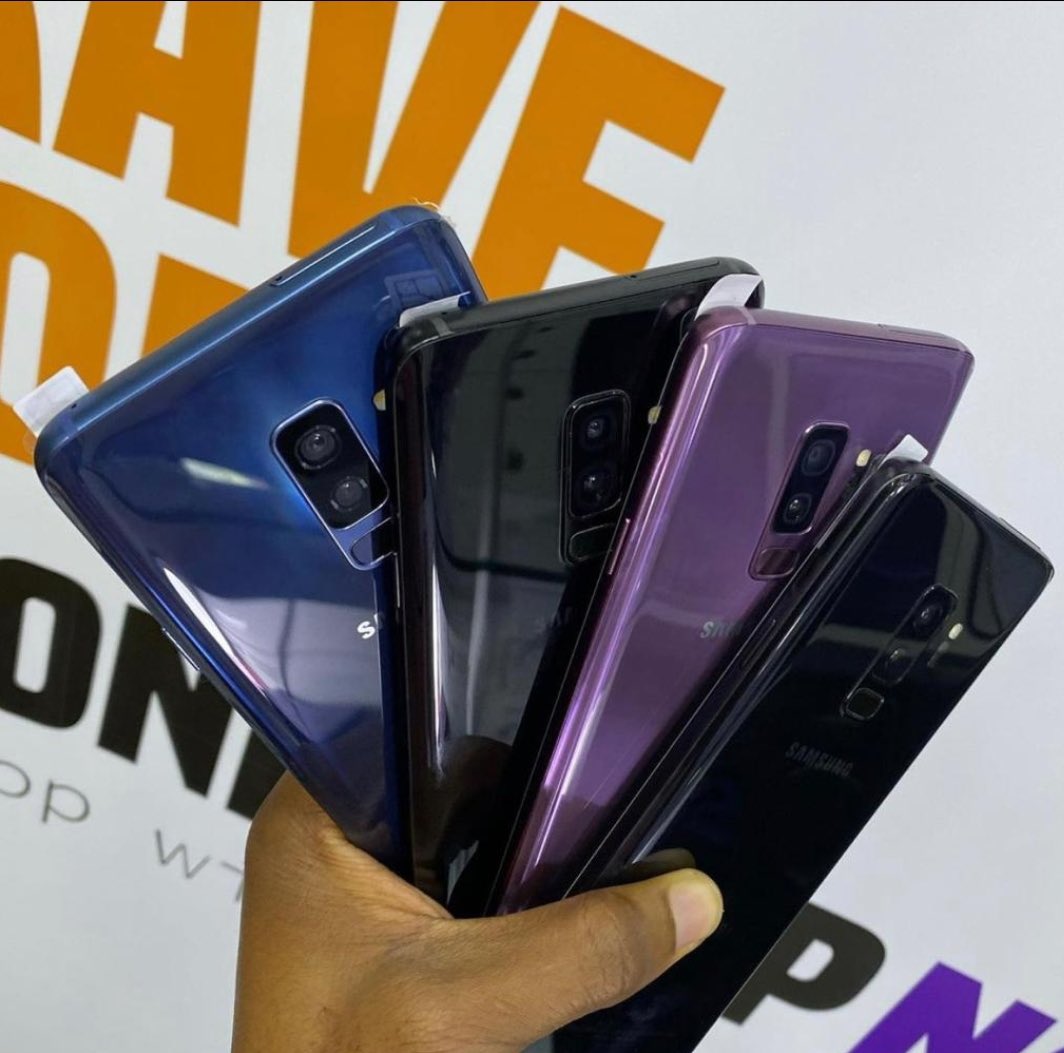 mumslast's tweet photo. These Samsung babies are up for grabs #iNiwa Note 9 128gb 6gb Ram S8. 64gb 4gb Ram Strictly Uk 🇬🇧 used ☎️ 0752186467 📍 Kisa kya Maria 🤲 https://t.co/EOBDVn0ZQd