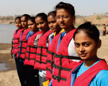 ndmaindia's tweet image. Do you know about NDMA&apos;s #AapdaMitra initiative? 
It is a prime example of community-based #disaster management.

Read more : bit.ly/2SJlBSD

#ReformPerformTransform #HarKaamDeshKeNaam #KnowYourNDMA