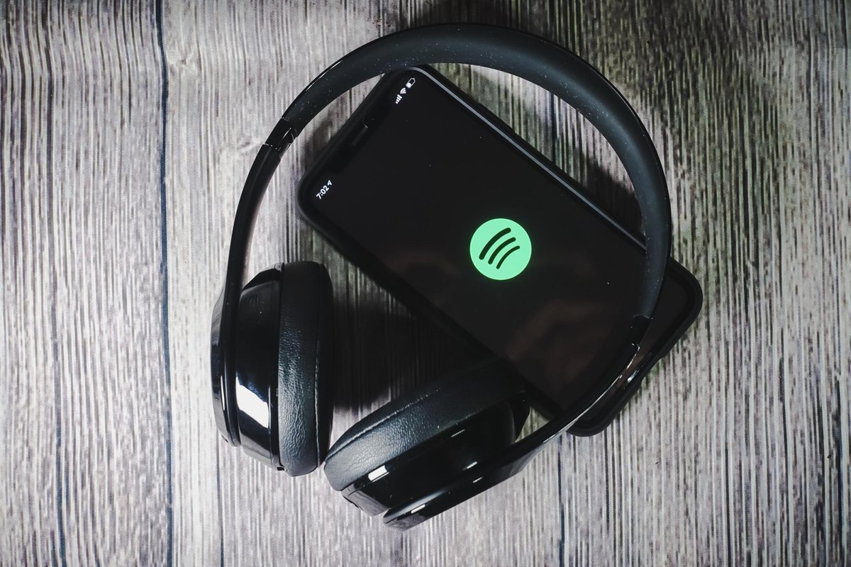 Spotify acquires startup that can improve podcast discovery