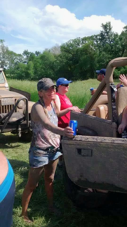 CandaceCan88's tweet image. This was a few years ago. I miss these days. So much has changed since this day. #mudding #mudonthetires #jeep #downanddirty