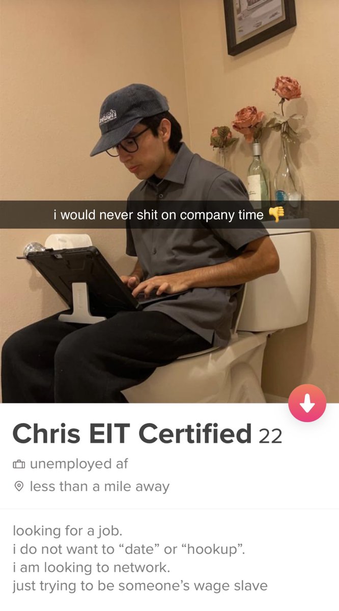 Iameaschris's tweet photo. fuck linkedin. we’re using Tinder to find jobs now https://t.co/dH4rAvOGOo