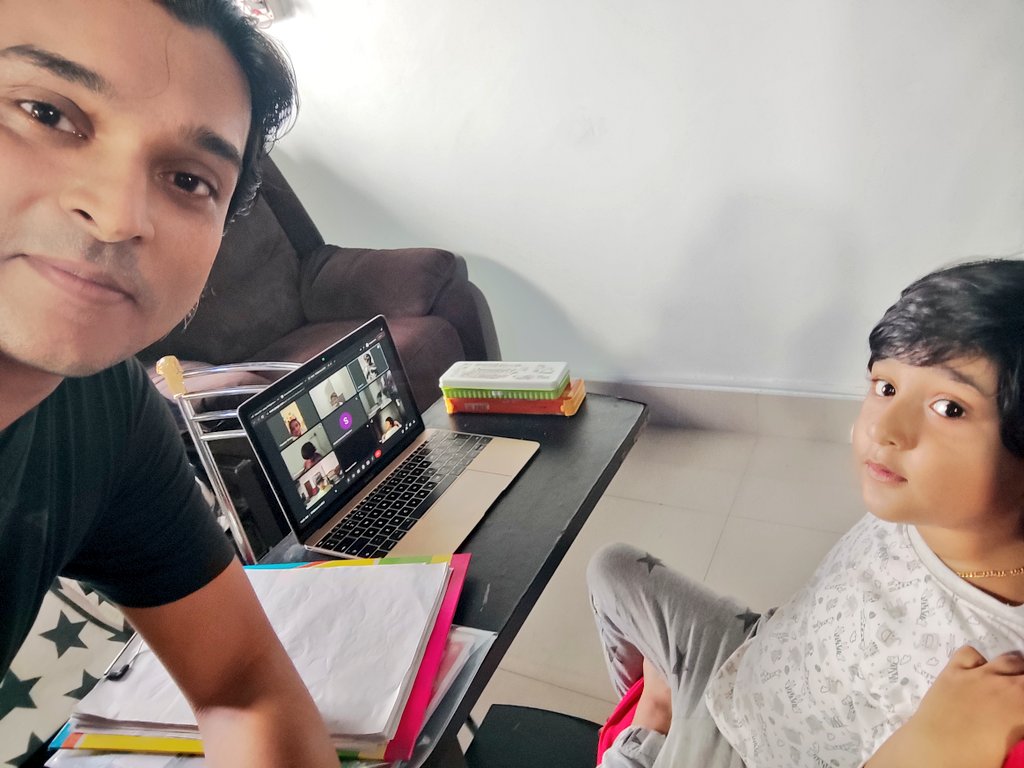 RahulEaswar's tweet photo. Back to #LKG School classes
Happy to study in LKG again with my son #Yaag Rahul Easwar
Very interesting digital classes https://t.co/XglHWvtFV2