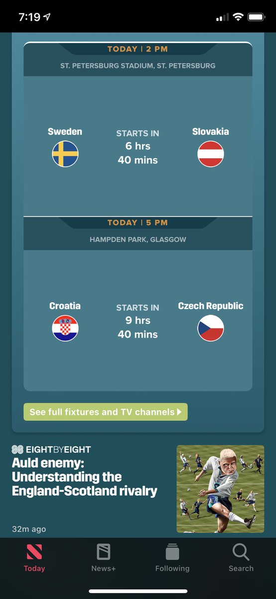 mlukowski's tweet image. I didn’t know #Slovakia has changed the flag! 😬 #AppleDaily #EURO2020 #applenews