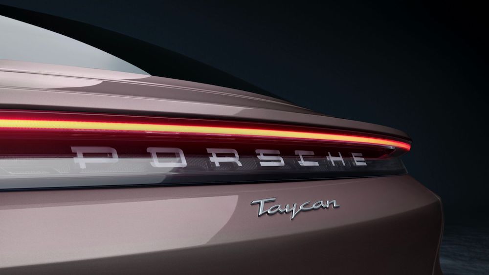 Groen7's tweet image. Record: zoveel kilometer kan een Porsche Taycan afleggen in 24 uur groen7.nl/record-zoveel-…