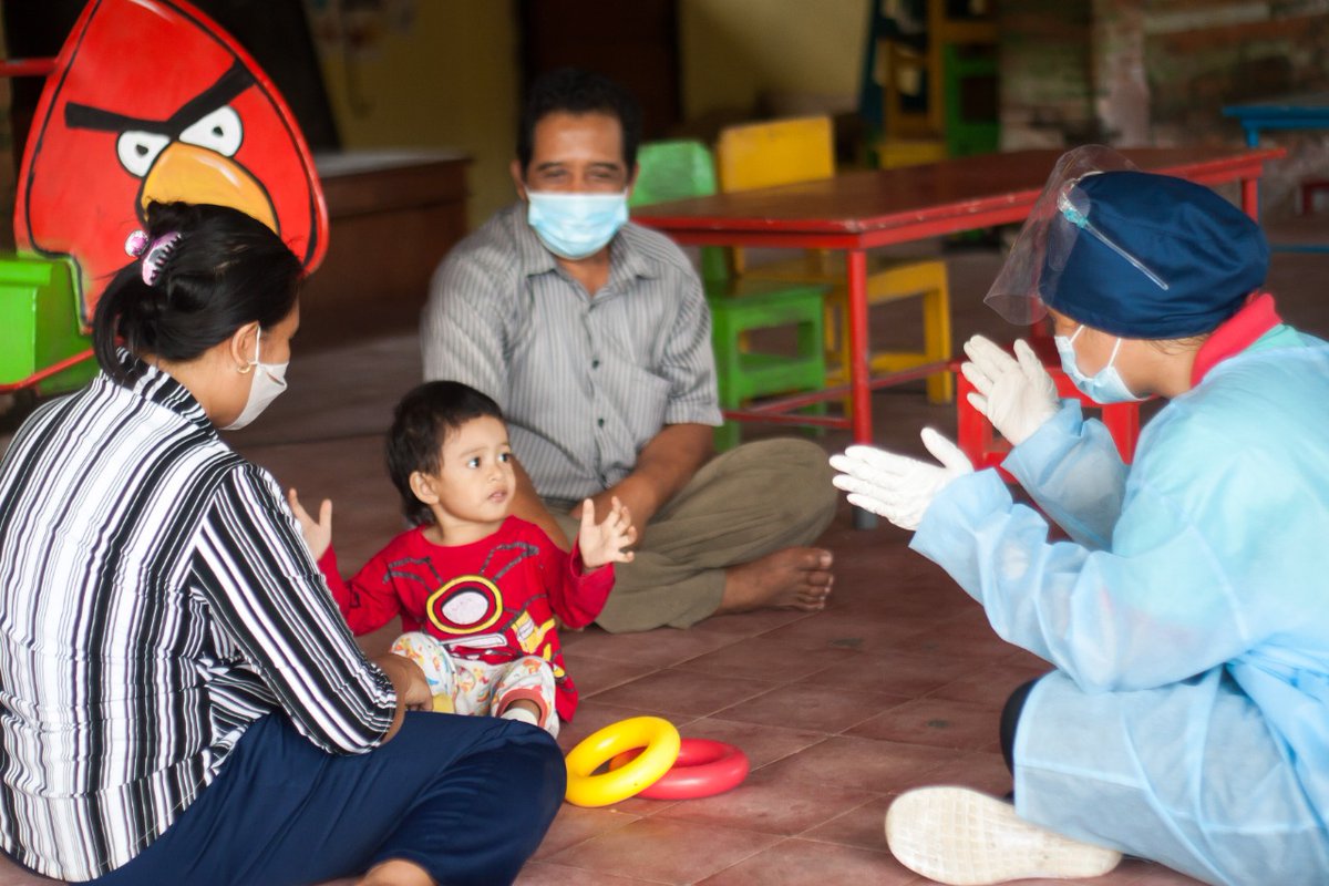 NZinJakarta's tweet photo. Mendukung program rehabilitasi yang tangguh bagi penyandang disabilitas fisik di Bali. Didanai oleh NZ Embassy Head of Mission fund, program @ypkbali ini memberikan dukungan holistik kepada para penyandang disabilitas, anggota keluarga dan pengasuh mereka. https://t.co/3o7ISqLnwg