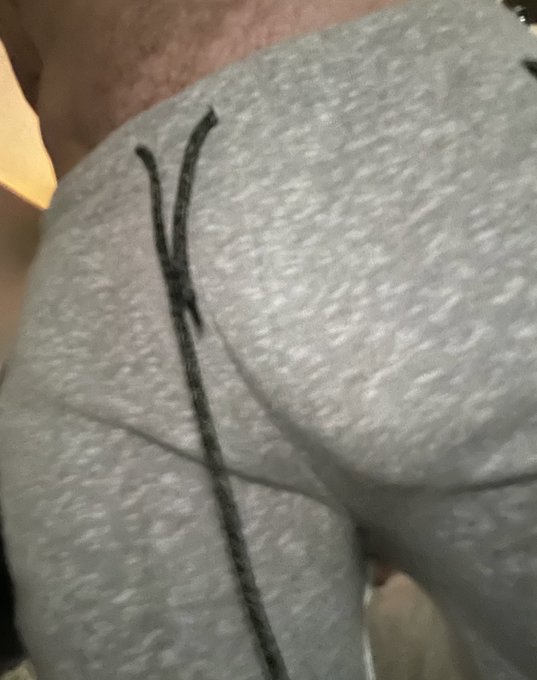 8 hours of driving and finally made it to the campground I&rsquo;ll be calling home for the next 4 nights.<a href="/tag/roadtrip"class="tags"><span>#roadtrip</span></a><a href="/tag/hotwife"class="tags"><span>#hotwife</span></a><a href="/tag/swinger"class="tags"><span>#swinger</span></a><a href="/tag/hothusband"class="tags"><span>#hothusband</span></a><a href="/tag/bulge"class="tags"><span>#bulge</span></a>