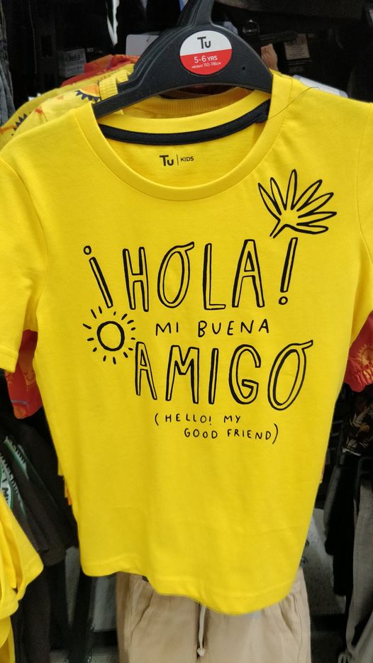 valleseco's tweet photo. Oh dear oh dear oh dear @sainsburys My primary kids know you can't put a feminine adjective with a masculine noun. How come nobody in your organisation does? Masculine: mi buen amigo, feminine: mi buena amiga. There are plenty of language teachers who can help you out in future! https://t.co/uNSVzGET7Q