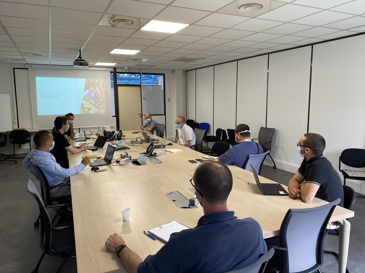 #Sécurité365 Visite du DRHM Pierre-Guy MARTIN à Pontoise : participation à la prise de travail, 1/4h Prévention « sensibilisation aux risques électriques », échanges avec l’encadrement DIEMO sur le Leadership P2S, et présence terrain.
#GRDF #GRDFIDF <a href="/GRDF/">GRDF</a> <a href="/WLGaz/">Whittenton Law Group LLC</a> <a href="/am_bayi/">ambayi_com' on GRDF</a>