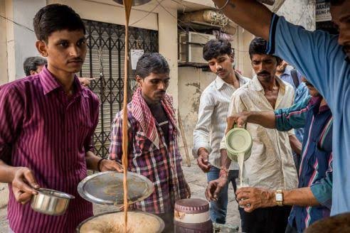 pookreads's tweet photo. Deleting food delivery apps to go eat food the old fashioned way.

#pune #foodie #WearAMask https://t.co/VBBrxs96Iw