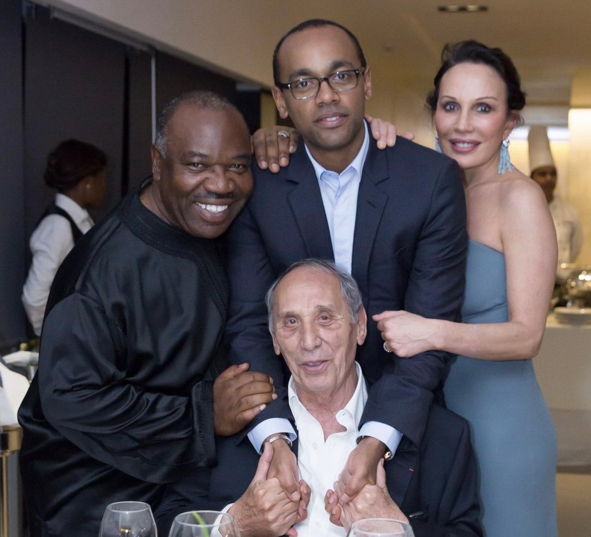 Tu aurais eu 83 ans aujourd’hui.
Peut-être qu’un jour je m’habituerai à cette absence. Ou pas. 
En attendant, tu nous manques. Chaque jour. 
Joyeux anniversaire papa. ❤️