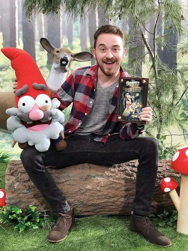 Happy 36th birthday Alex Hirsch!! 
by u/kingiscute on r/TheOwlHouse

 