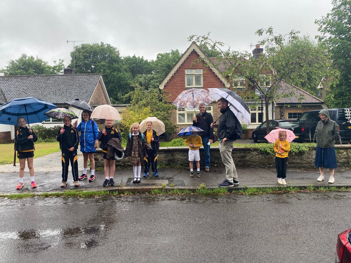 StHilarysSchool's tweet image. This week, St Hilary's took part in the #GoldenBootChallenge. Each Summer over 150 schools take part, promoting healthy &amp;amp; sustainable travel to school. 🚶Well done to everyone who took part - these families were very dedicated - despite the weather today! ☔️