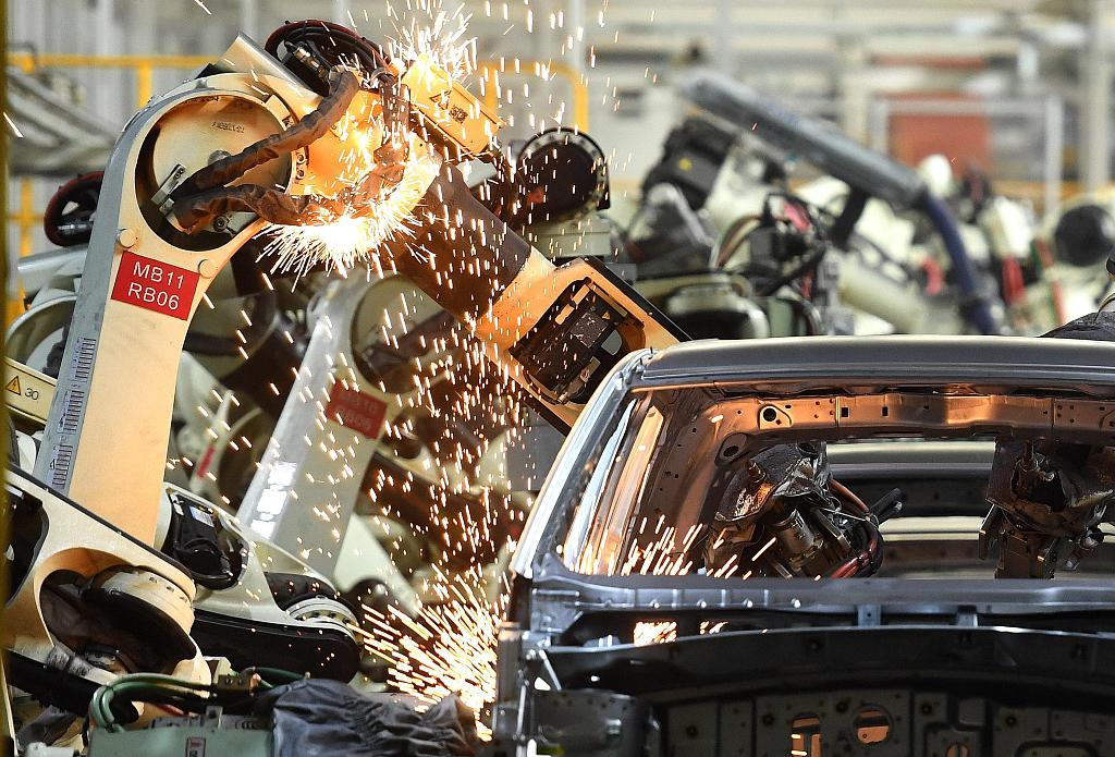 ciieonline's tweet photo. China's industrial output rose 8.8 percent year-on-year and 0.52 percent month-on-month in May, according to the data released by the National Bureau of Statistics on June 16. #CIIE https://t.co/JbXS10uTw9 https://t.co/VTD83mFQmQ