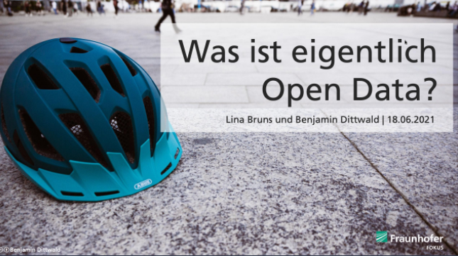 Was ist eigentlich #OpenData? Und wieso wird Fahrradfahren dadurch sicherer? Das erklären unsere Wissenschaftler Lina Bruns @brunsli_  &amp; Benjamin Dittwald <a href="/bendittwald/">Benjamin Dittwald</a> auf dem <a href="/DigitaltagDE/">Digitaltag</a>. Beispielprojekte aus ihrer Arbeit: ➡️ fokus.fraunhofer.de/de/dps/projekt… &amp; fokus.fraunhofer.de/de/fokus/news/…