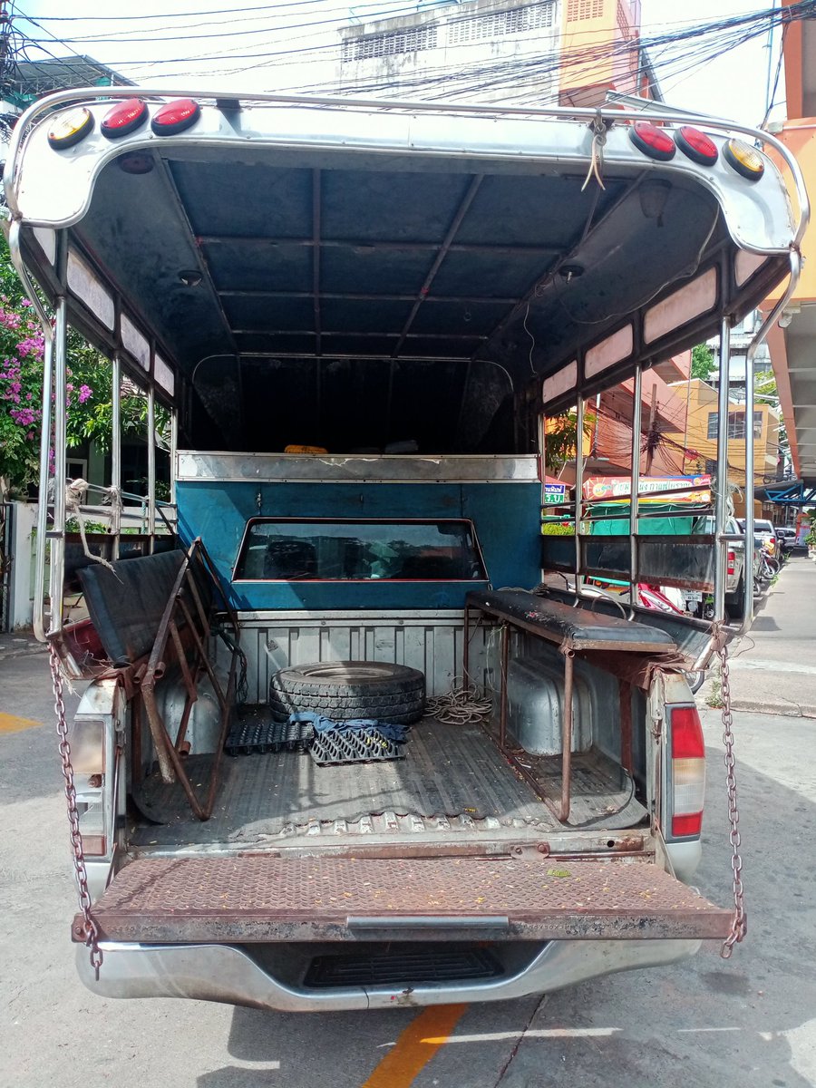 MyMomisBoring's tweet image. ใช้เองขายเอง 59,000 บาท
Nissan frontier 2.7 ปี 04
ขายตามสภาพ
แอร์ วิทยุ แม็กซ์ ใช้ได้ครบ
ประกันชั้น 3 ถึง 23 กันยา
รถอยู่ที่รัชดา13(หลังวัดห้วยขวาง) 
ติดต่อเพิ่มเติม 0959108119 หรือ dm มาได้เลยค่ะ .
#รถมือสอง #รถกระบะมือสอง #Nissan #nissanfrontier