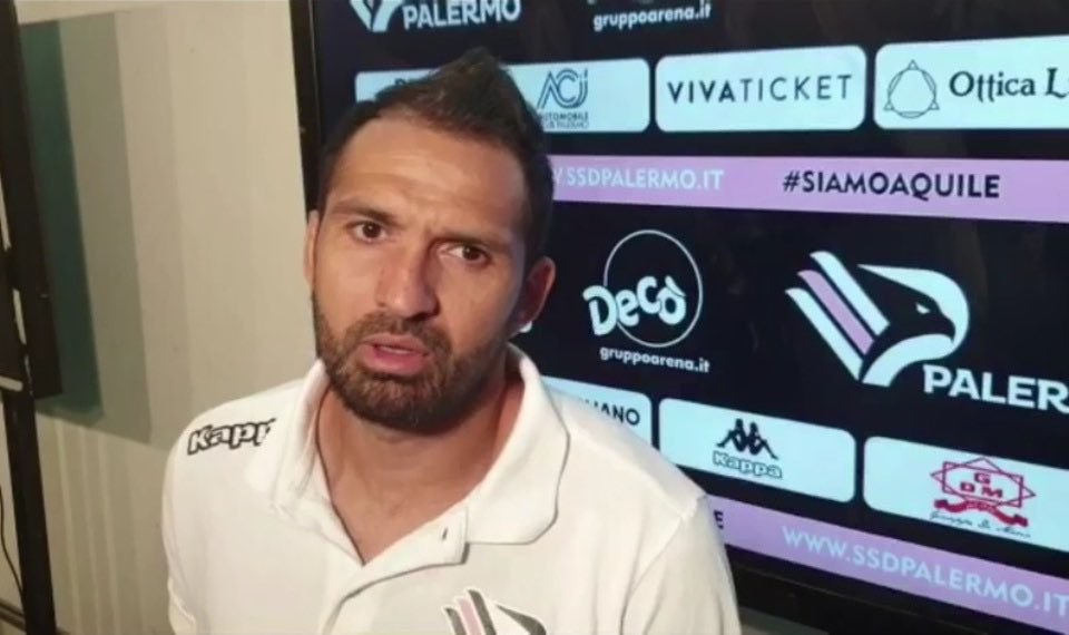 #MarioSantana smette di giocare. Farà parte del team degli allenatori del settore giovanile del <a href="/Palermofficial/">Palermo F.C.</a>. Ha fatto la storia del club rosanero, segnando in tutte le categorie, dalla A alla D