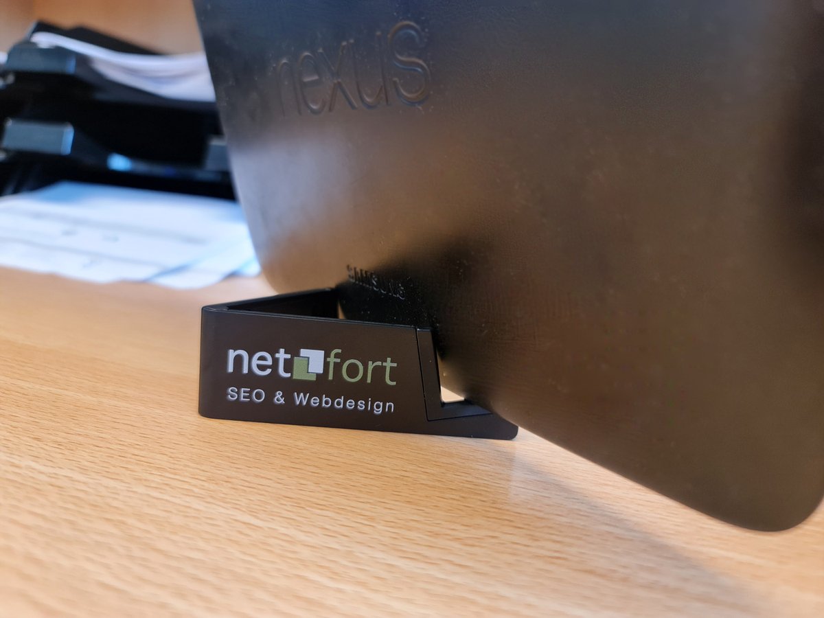 netfort_mi's tweet photo. Leuk promotiemateriaal binnengekregen van https://t.co/IEDTfOhBCy; telefoon- tablethouders. Ben je in de buurt en wil je zo'n handig ding hebben? Je krijgt hem gratis bij een bak koffie! https://t.co/yGOGQ5oSD5