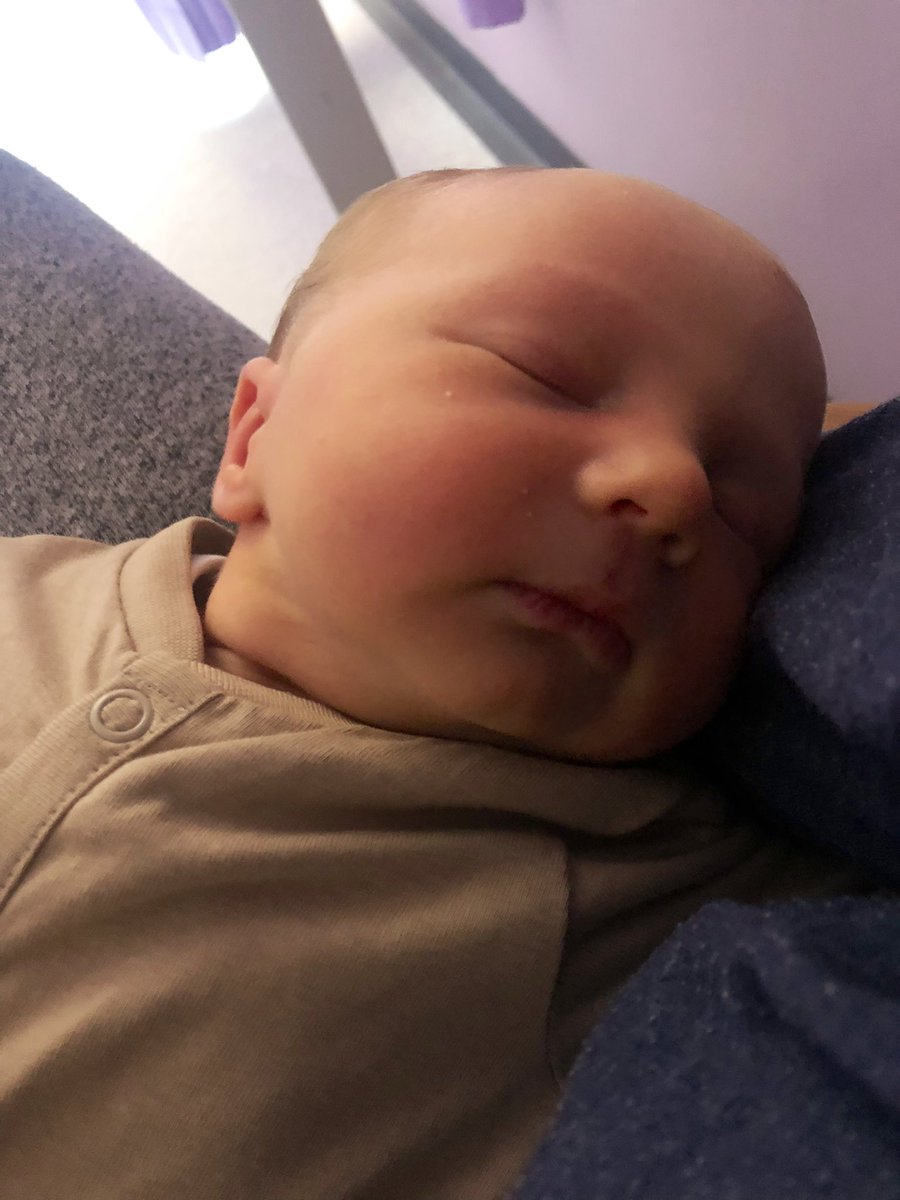 Didn’t think I could be this tired but so in love at the same time! #newborn