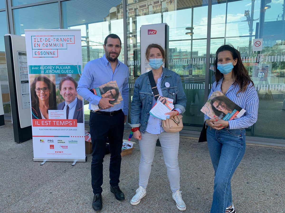 JeromeGuedj's tweet photo. A St Rémy les Chevreuse, Juvisy ou Orsay, toujours sur le pont de bon matin et jusqu’au bout dans les gares d’Ile de France pour appeler à voter @AudreyPulvar @idf_encommun https://t.co/ptpj4Ii7Kb