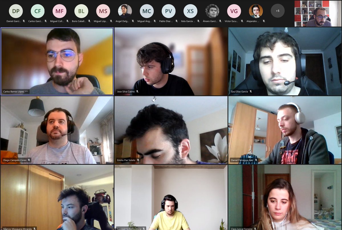 Hoy es viernes y, fieles a nuestros #CoffeeTIC de cada semana, un compañero nos explica un tema de elección libre durante 25-30 minutos. Hoy tocan los #chatbot o asistentes conversacionales, una tecnología que cada vez utilizamos más en nuestros desarrollos ¡Adelante, Víctor! ☕️