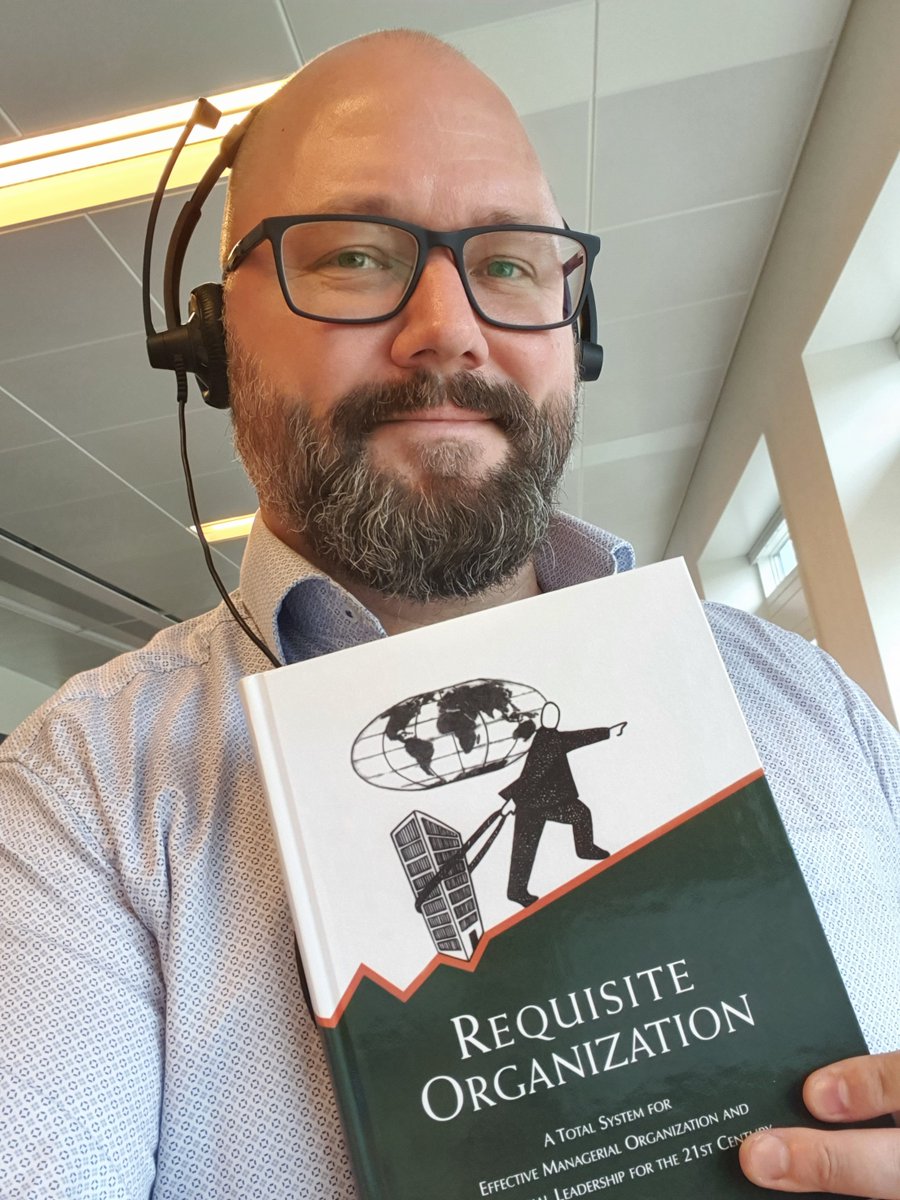 bakkegaard's tweet photo. This summer, I have chosen to immerse myself in Elliott Jaque's later works.

His topics are in a number of areas related to Stafford Beers' cybernetic organizational science, which is a great source of inspiration and the ideas I use in my work at #KMD https://t.co/8PblKdN9Bm