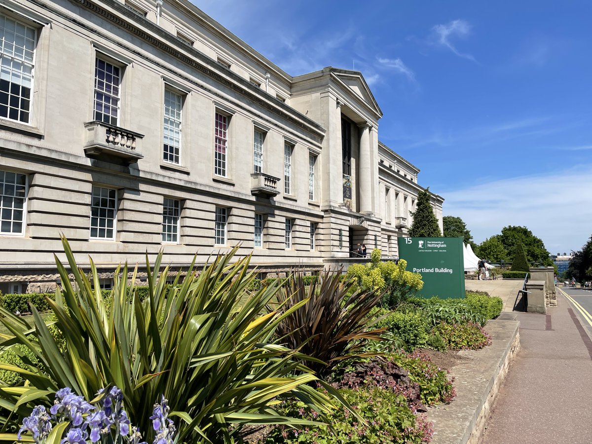 Today's the last day of term! 

Congratulations to everyone who's finished their degree 🎓  

Whether you're heading home for summer or staying right here in Nottingham we hope you have a great break, we miss you already 💙